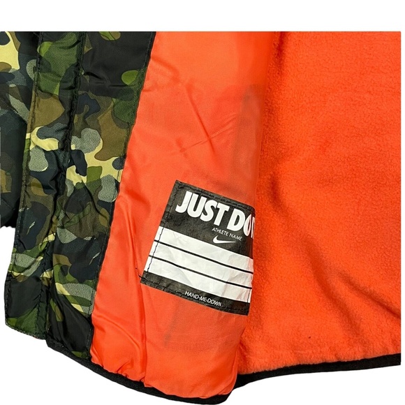 COPY - Nike Baby Boys Hooded Puffer Jacket Size 24 Months Camo Full Zip Water R… - Picture 8 of 13